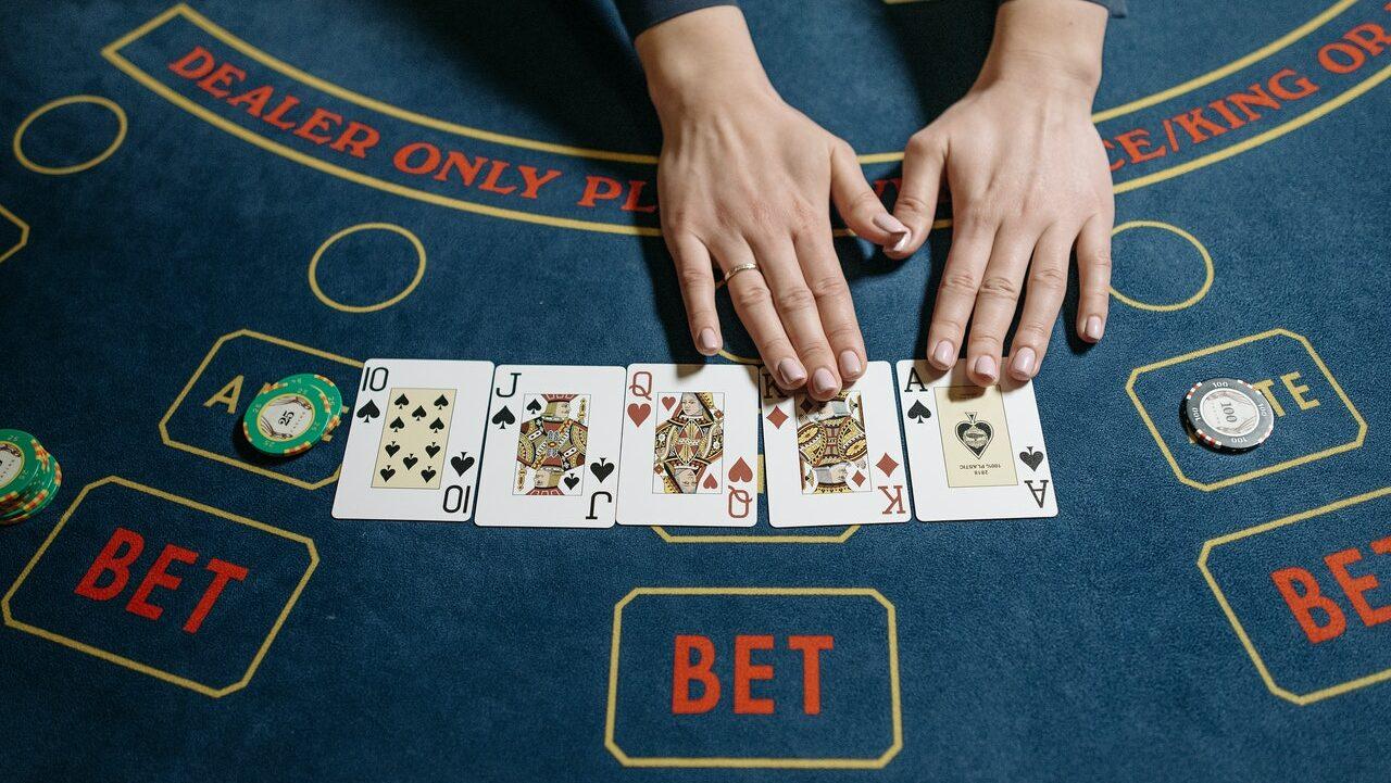 Tải game bắt cua miễn phí cực dễ chơi cùng bạn bè tải game bắt cua ngay lập tức