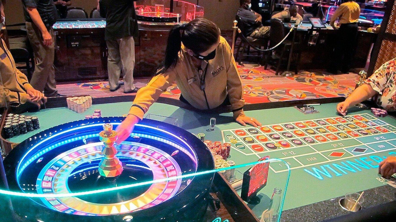 Khám phá cách chơi play online casino games now để nhận thưởng hấp dẫn